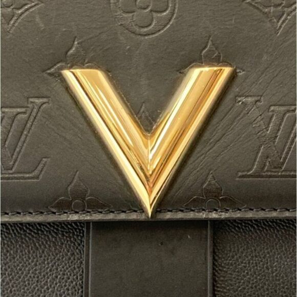 Louis Vuitton Cuir Plume and Cuir Ecume Leather Very One Handle in Noir Satchel - Picture 3 of 13